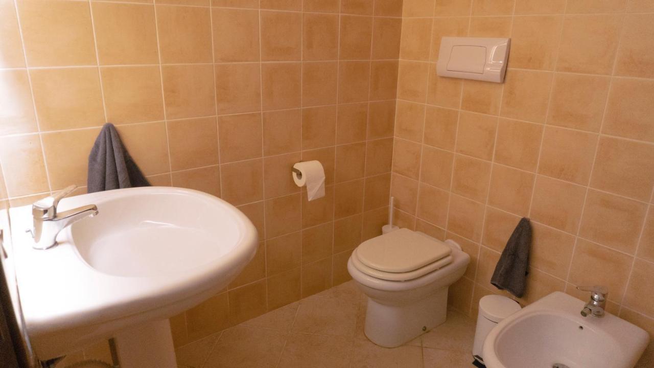 Apartament Sa Domu Downtown Olbia Zewnętrze zdjęcie
