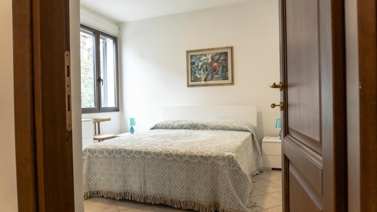 Apartament Sa Domu Downtown Olbia Zewnętrze zdjęcie
